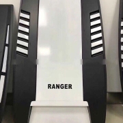 Mặt capo xe Ford Ranger